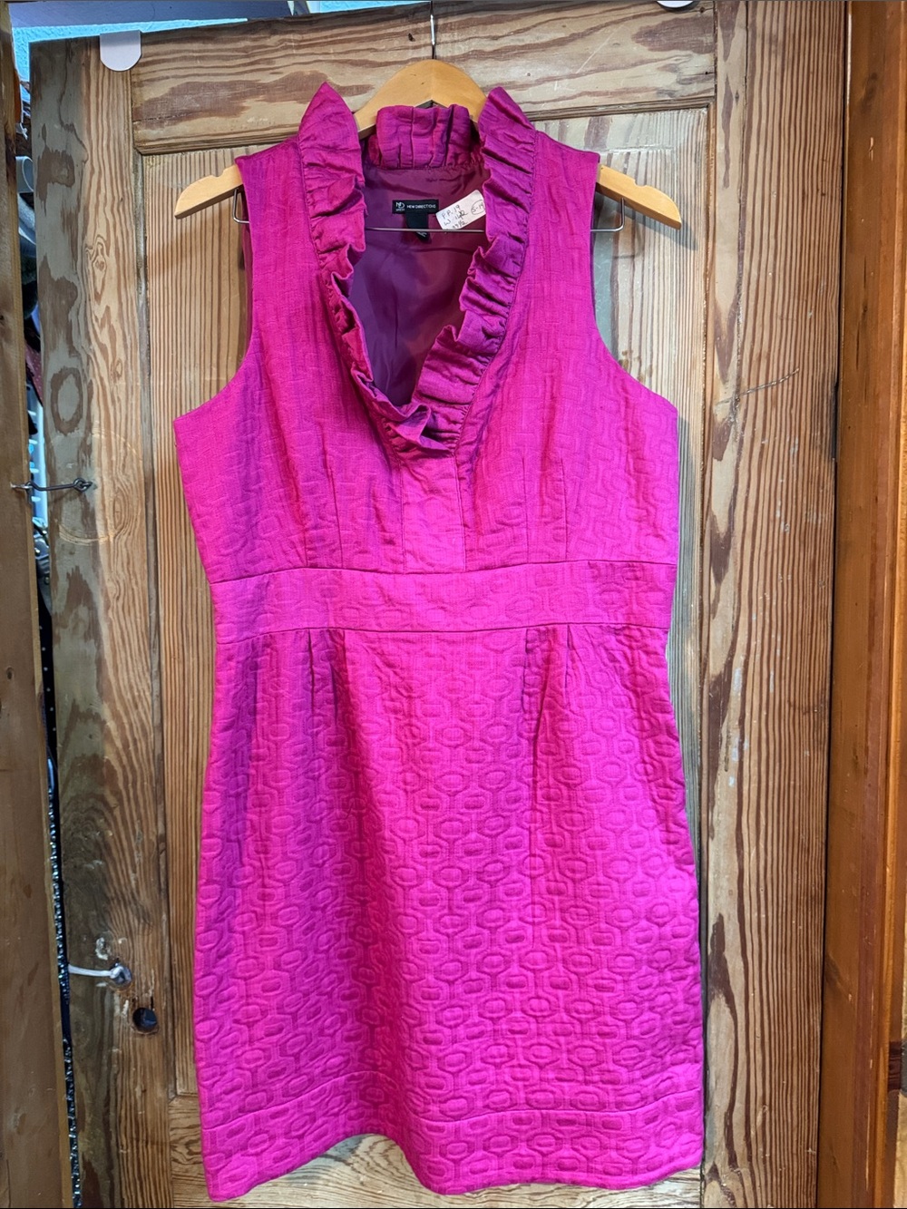 new directions 14 Fuchsia Ruffle V-Neck Sheath textured Dress side zipper